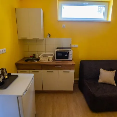Feszek Apartman