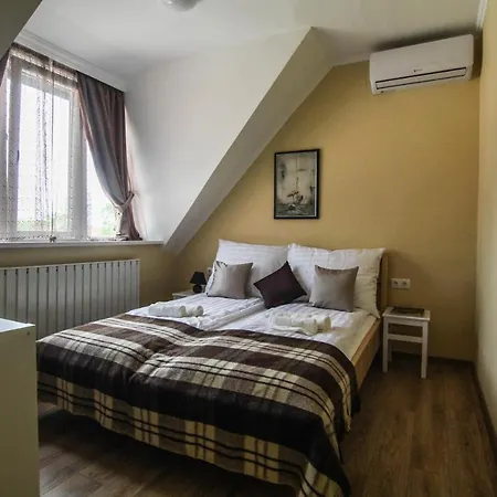 Aparthotel Feszek Apartman